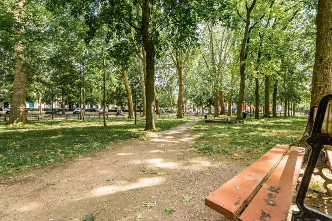 Apartmán Perrier Remeš Exteriér fotografie